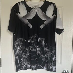 Men’s FAME US Black and White Graphic Short Sleeve Tee with Bird Design